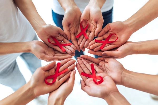 Kỳ thị, phân biệt đối xử với người nhiễm HIV/AIDS: Nguyên nhân và hậu quả.