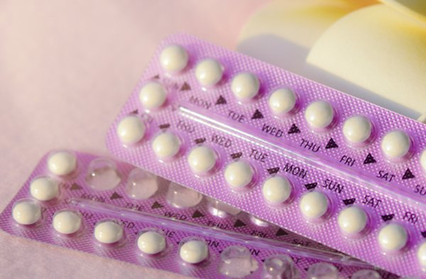 Sử dụng thuốc tránh thai hằng ngày làm đẹp liệu có đúng?